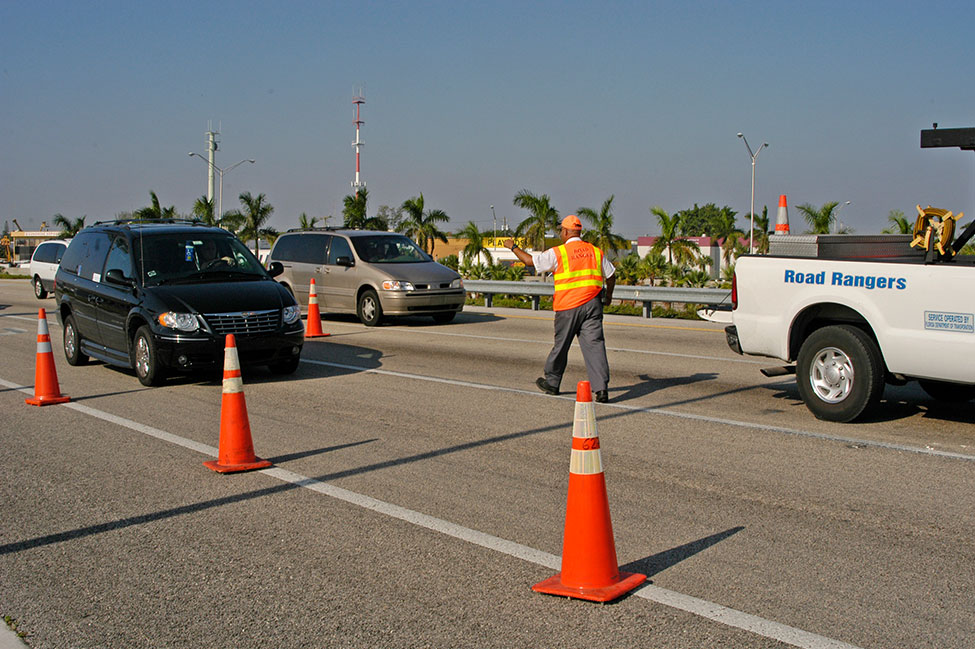 Road Ranger securing a traffic incident scene