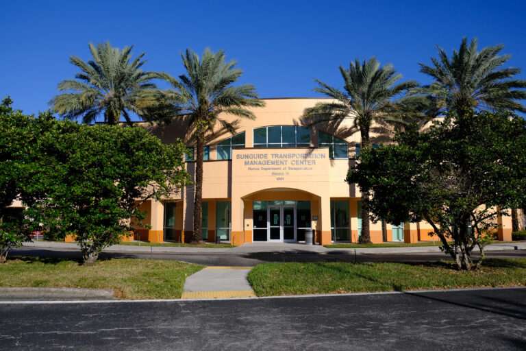 Transportation Management Center (TMC) - FDOT DISTRICT SIX SUNGUIDE