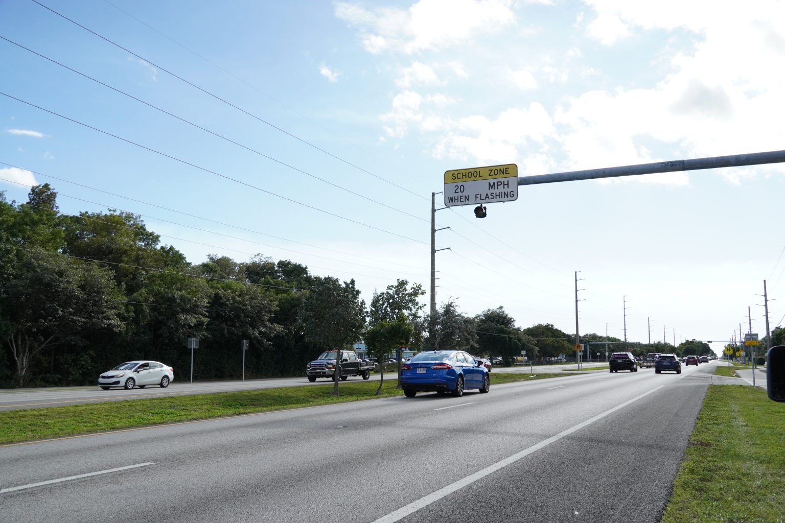 D6 Completes School Zone Beacon Project in Monroe County Home